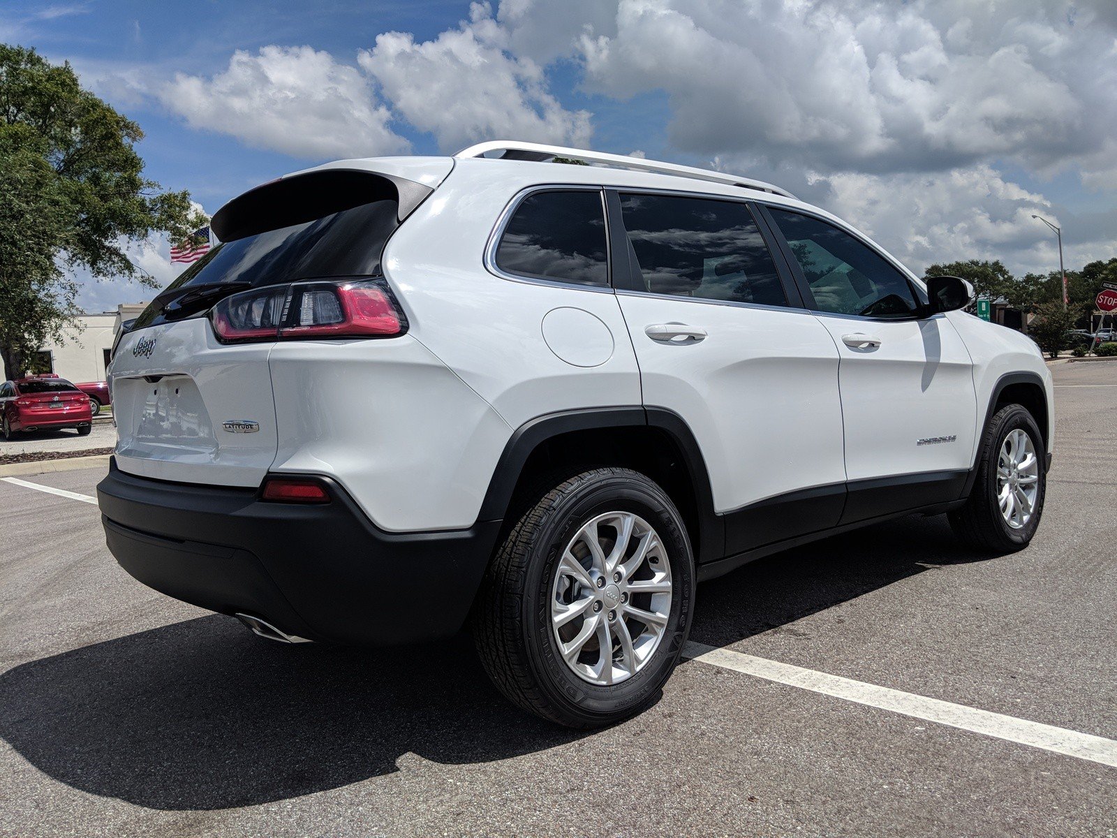New 2019 JEEP Cherokee Latitude Sport Utility in Tampa #D276695 | Jerry